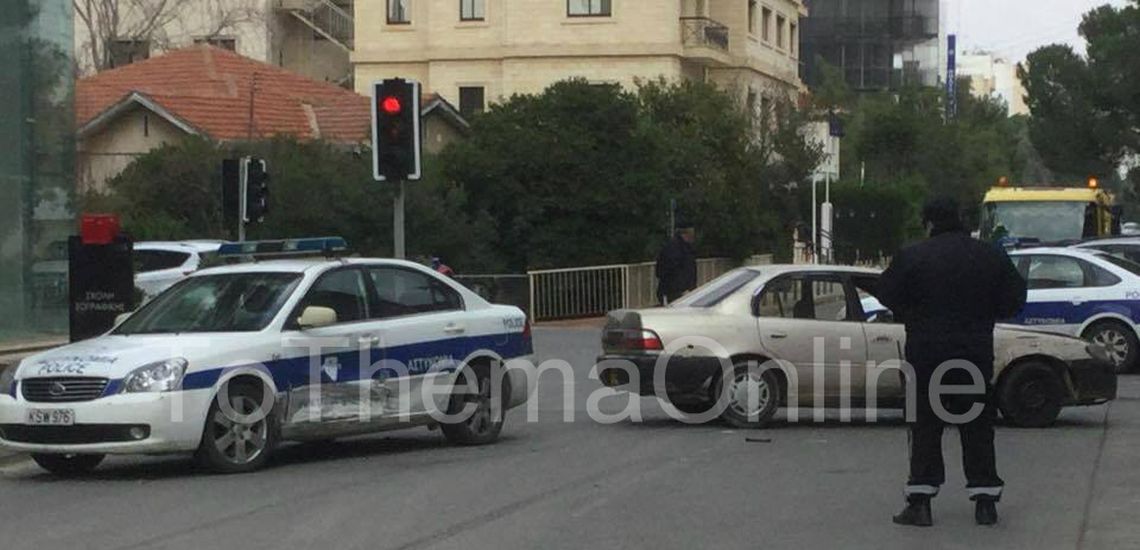 ΑΓΙΟΣ ΔΟΜΕΤΙΟΣ: Ελληνοκύπριο οδηγό καταδίωξε η Αστυνομία – Πέρασε πάνω από πεζοδρόμιο - Κουβαλούσε πάνω του ρόπαλο και μαχαίρι - ΦΩΤΟΓΡΑΦΙΕΣ